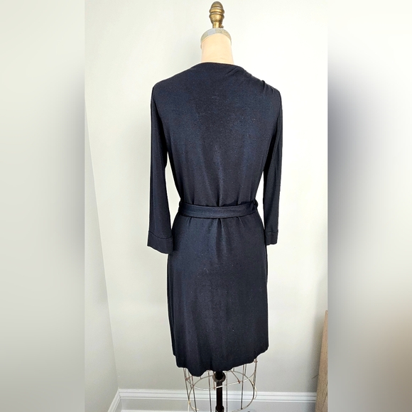 Diane von Furstenberg Classic Black Jersey Wrap Dress – Size 6 - Picture 3 of 8
